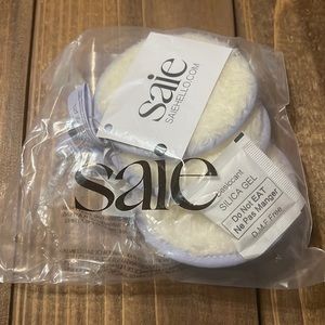 NWT: Reusable Beauty Rounds